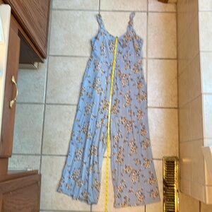 Cute summer pantsuit, size medium